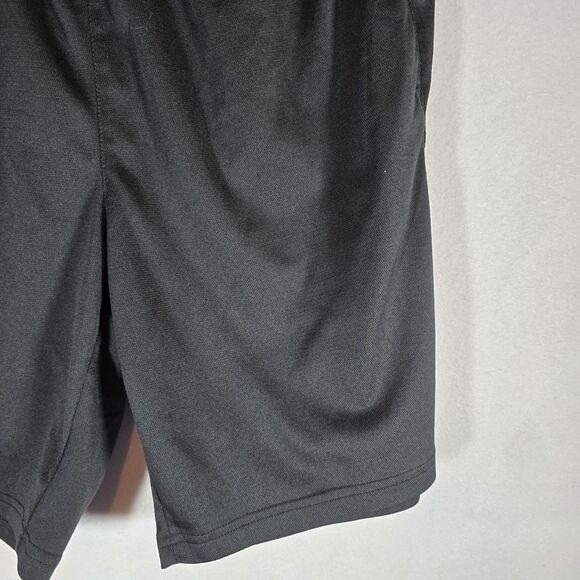 Layer 8 Qwick Dry Boys Shorts Size Large, Black And Red Comfortable - Picture 2 of 11